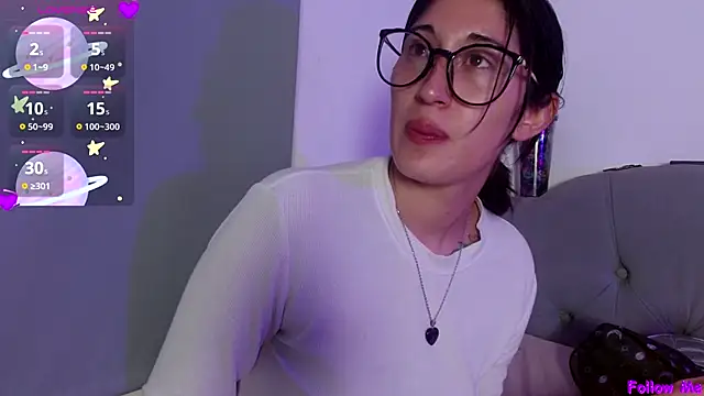 Red-moon1 online show from 17, 10, 2025