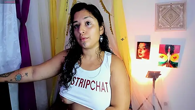 Snapshot of sophiaamethystt chatting on 27, 11, 2025 sophiaamethystt online show from 27, 11, 2025