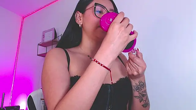 sweeet amy online show from 17, 9, 2025