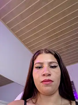 Snapshot of bluee_hazell chatting on 2, 6, 2026 bluee hazell online show from 2, 6, 2026