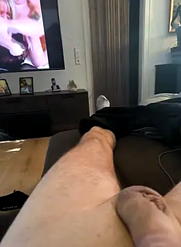 Snapshot of Andy7430 chatting on 13, 9, 2025 Andy7430 online show from 13, 9, 2025