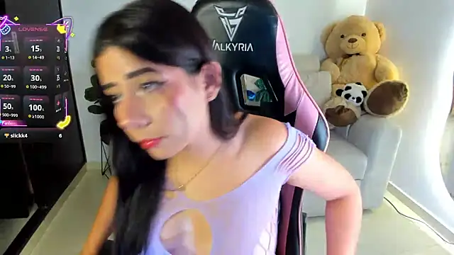 eval lee18 online show from 7, 10, 2025