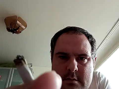 Snapshot of tididi1986 chatting on 31, 10, 2025 tididi1986 online show from 31, 10, 2025