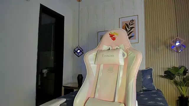 CameronCollins  online show from 27, 10, 2025