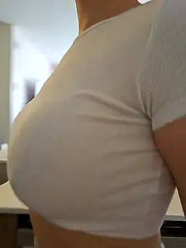 Ellie-L-Elizabeth online show from 28, 2, 2026