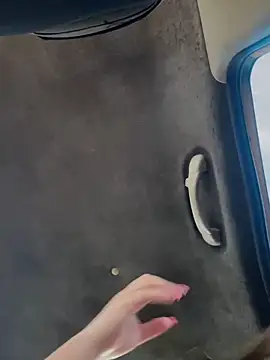 lunablossom  online show from 12, 10, 2025