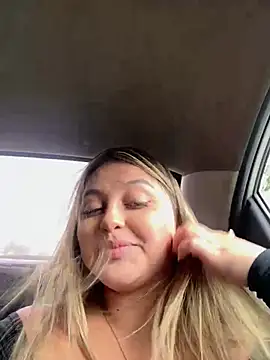 lunablossom  online show from 16, 1, 2026