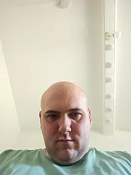 Snapshot of mario890605 chatting on 26, 9, 2025 mario890605 online show from 26, 9, 2025