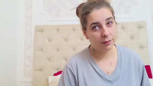Snapshot of KarinaNoir chatting on 22, 12, 2024 KarinaNoir online show from 22, 12, 2024