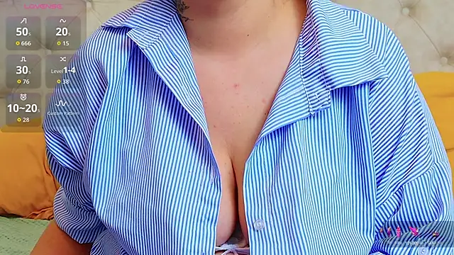 KarinaNoir online show from 27, 10, 2025