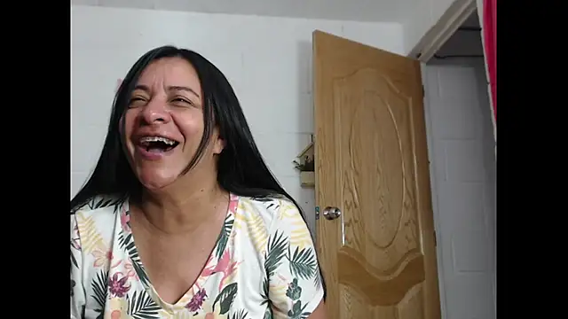 Snapshot of Dulce_Anita chatting on 29, 6, 2026 Dulce Anita online show from 29, 6, 2026
