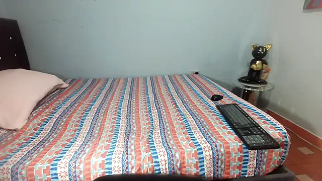 Kinky FootFall online show from 16, 12, 2025