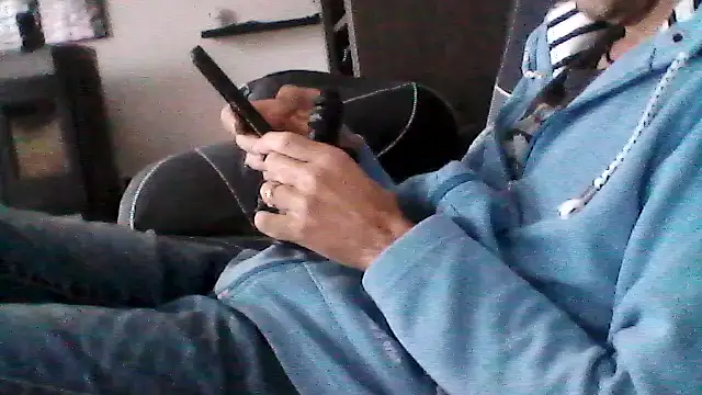 mickzizi online show from 7, 10, 2025