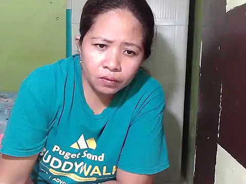 Snapshot of sweetlady_pinay chatting on 3, 10, 2025 sweetlady pinay online show from 3, 10, 2025