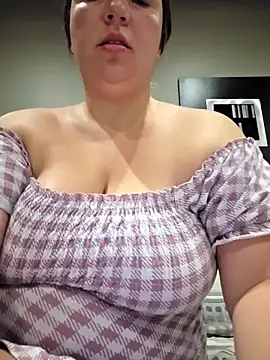 Snapshot of isabella_rossse chatting on 21, 9, 2025 isabella rossse online show from 21, 9, 2025