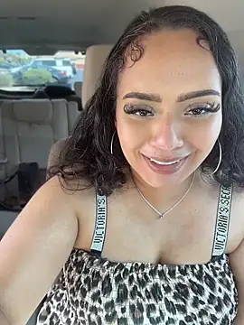 Snapshot of CarmelaAnthony chatting on 16, 4, 2026 CarmelaAnthony online show from 16, 4, 2026