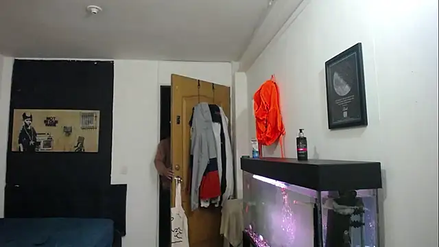 romeolovedark online show from 4, 1, 2025