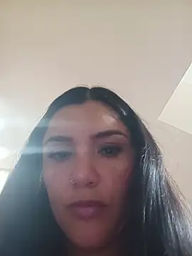 Snapshot of laura_dirtyhot chatting on 29, 10, 2025 laura dirtyhot online show from 29, 10, 2025