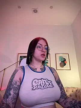 Snapshot of IvyHoney chatting on 17, 1, 2025 IvyHoney online show from 17, 1, 2025