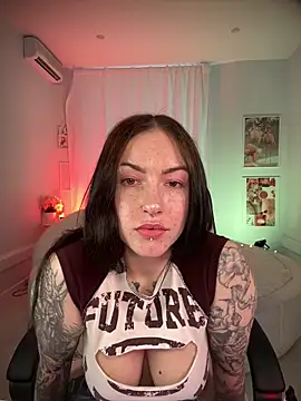 Snapshot of IvyHoney chatting on 18, 3, 2025 IvyHoney online show from 18, 3, 2025