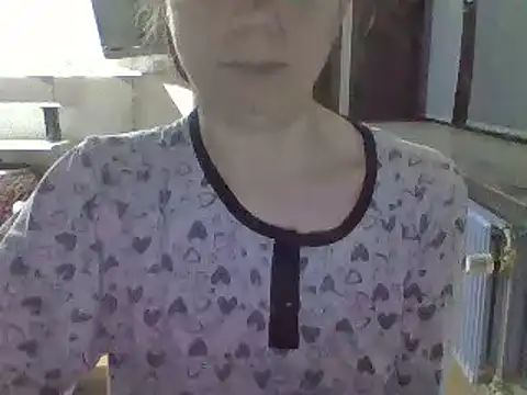 Moi Lina online show from 12, 12, 2024