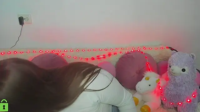Snapshot of NataliEvans chatting on 10, 12, 2024 NataliEvans online show from 10, 12, 2024