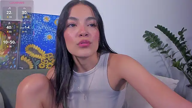 Snapshot of TIFFANYRUSSO chatting on 3, 3, 2026 TIFFANYRUSSO online show from 3, 3, 2026