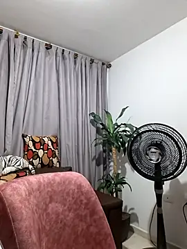 Snapshot of gisela27 chatting on 23, 4, 2026 gisela27 online show from 23, 4, 2026