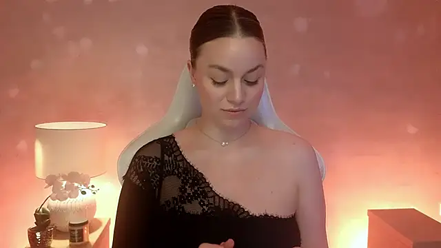 MilaFleur online show from 24, 2, 2026