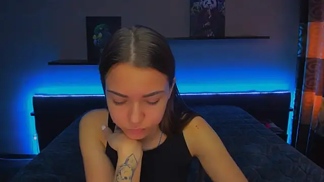 AlexaBarkley online show from 26, 2, 2025