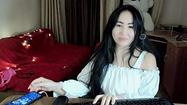 AsianQueens online show from 16, 2, 2025