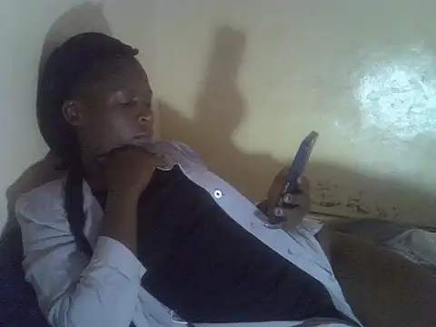 Snapshot of cute-shamza chatting on 25, 6, 2026 cute-shamza online show from 25, 6, 2026