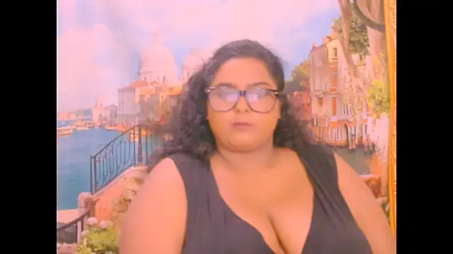 Indianfairy99 online show from 4, 12, 2025