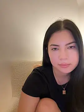 Snapshot of clairewntr chatting on 11, 12, 2024 clairewntr online show from 11, 12, 2024