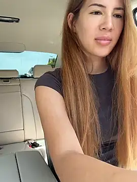 Snapshot of clairewntr chatting on 3, 7, 2026 clairewntr online show from 3, 7, 2026
