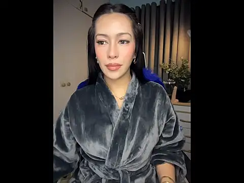 Snapshot of Jasmine_Elcock chatting on 8, 5, 2026 Jasmine Elcock online show from 8, 5, 2026