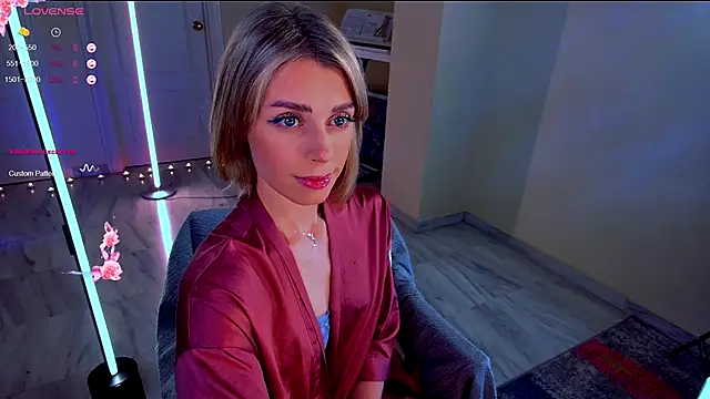 Snapshot of Arielle__03 chatting on 20, 11, 2025 Arielle 03 online show from 20, 11, 2025