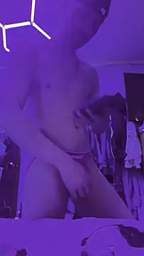 Cloudd Kingg Iceyyy online show from 24, 2, 2026