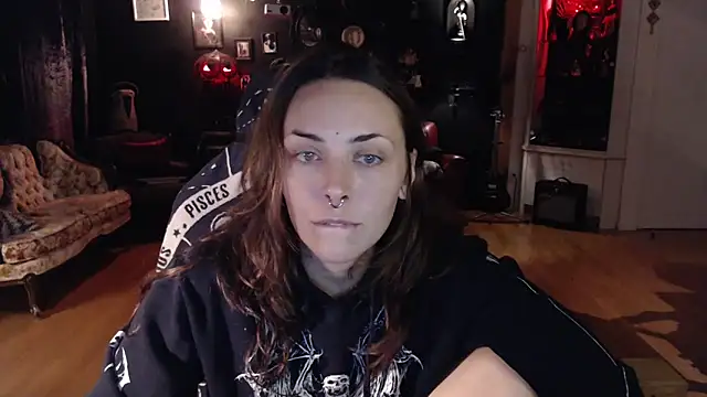 gothstripper online show from 25, 9, 2025