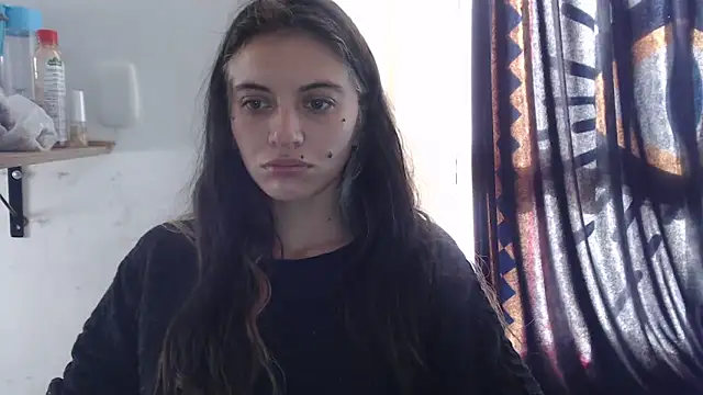 Snapshot of mariecam420 chatting on 13, 1, 2025 mariecam420 online show from 13, 1, 2025