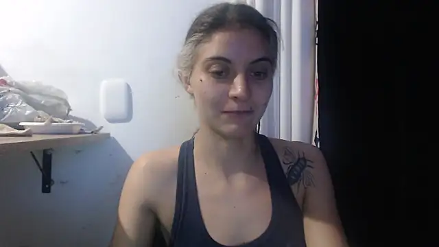 Snapshot of mariecam420 chatting on 25, 1, 2025 mariecam420 online show from 25, 1, 2025