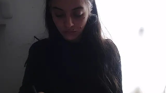 Snapshot of mariecam420 chatting on 11, 3, 2025 mariecam420 online show from 11, 3, 2025
