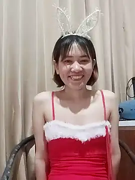 Snapshot of Little_suzy5 chatting on 21, 12, 2024 Little suzy5 online show from 21, 12, 2024