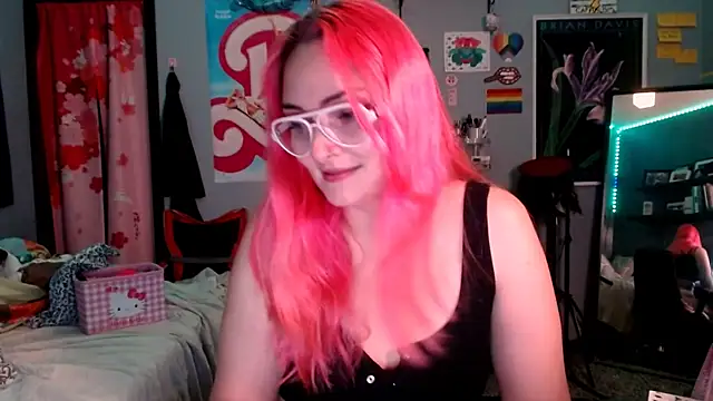 Snapshot of JenniferGwen chatting on 11, 9, 2025 JenniferGwen online show from 11, 9, 2025
