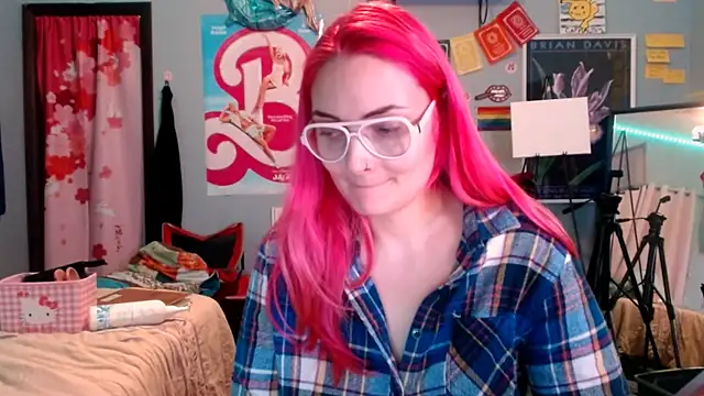 Snapshot of JenniferGwen chatting on 28, 10, 2025 JenniferGwen online show from 28, 10, 2025