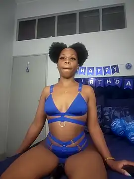 Snapshot of QUEENMANDYY chatting on 8, 2, 2025 QUEENMANDYY online show from 8, 2, 2025