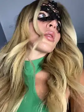 Snapshot of Alba_bianca chatting on 21, 12, 2024 Alba bianca online show from 21, 12, 2024