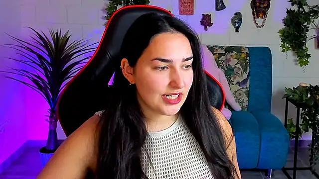 CeceliaJohnson online show from 5, 3, 2025