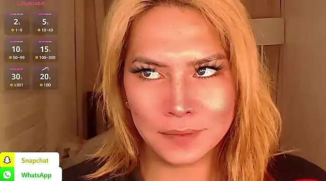 QUEEN GIAMOORE69 online show from 20, 12, 2024