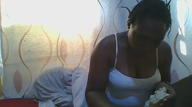 Snapshot of cute_lavenda chatting on 4, 3, 2025 cute lavenda online show from 4, 3, 2025